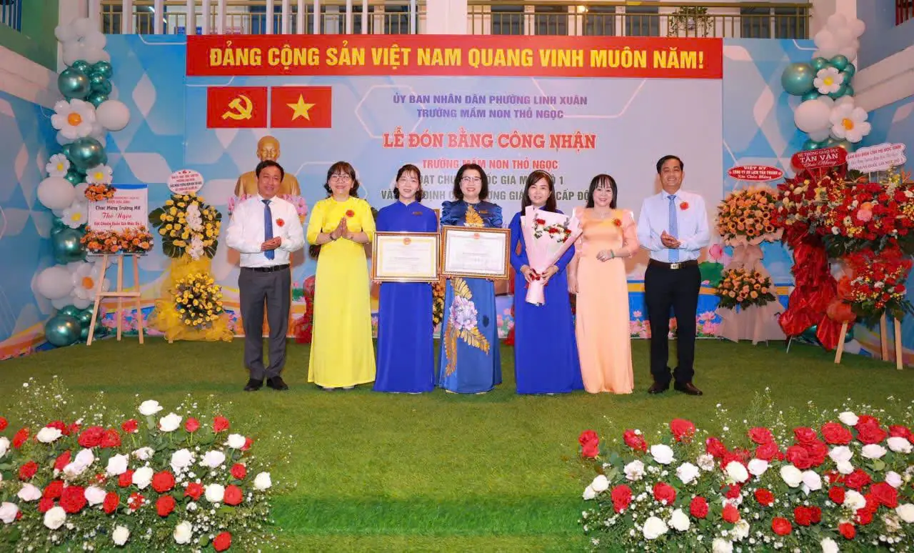 TRƯỜNG MẦM NON THỎ NGỌC